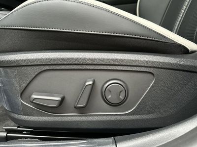2026 Kia K5 - Photo 16