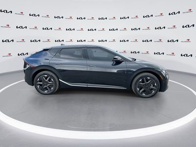 2025 Kia EV6 - Photo 9