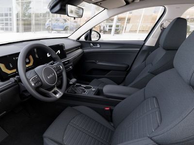 2026 Kia K5 — photo 17 view
