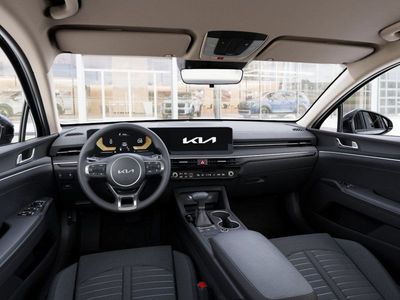 2026 Kia K5 — photo 14 view