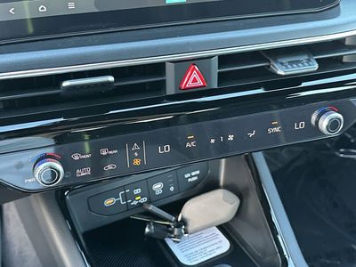 2026 Kia K5 - Photo 17