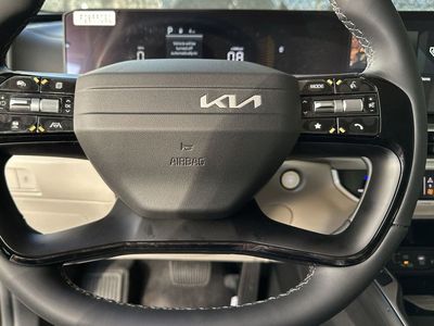 2026 Kia Sorento — photo 13 view