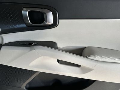 2026 Kia Sorento — photo 26 view