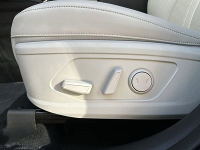 2026 Kia Sorento — photo 16 view