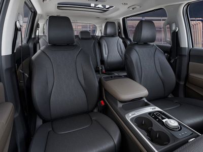2026 Kia Carnival Hybrid - Photo 15