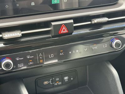 2026 Kia Sportage - Photo 18