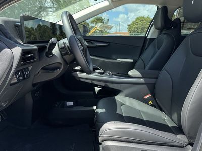 2025 Kia EV6 - Photo 15