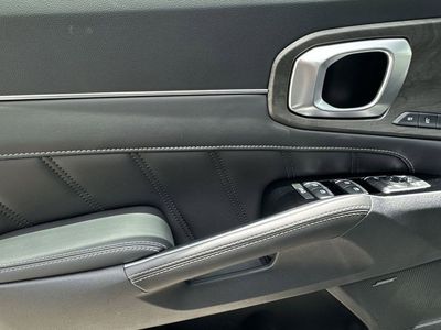 2025 Kia Sorento - Photo 30