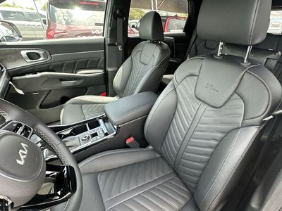 2025 Kia Sorento - Photo 16
