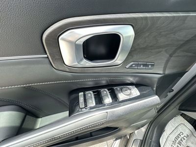 2025 Kia Sorento - Photo 18
