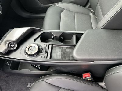 2025 Kia EV6 - Photo 21