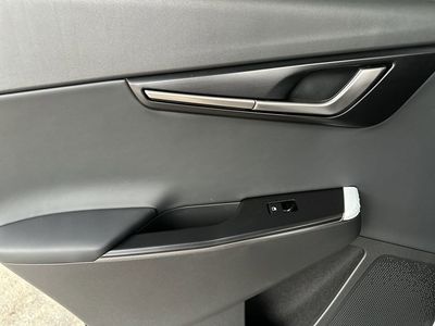2025 Kia EV6 - Photo 28