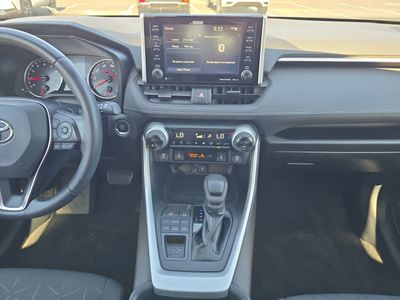 2020 Toyota RAV4 - Photo 11