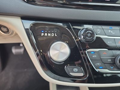 2024 Chrysler Pacifica - Photo 20