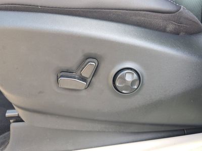 2024 Chrysler Pacifica - Photo 16