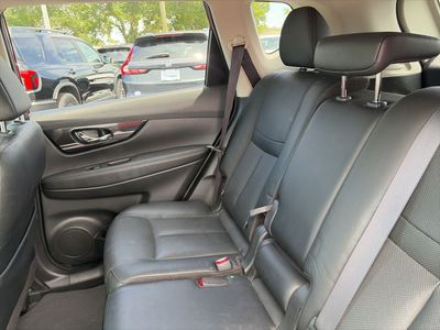 2017 Nissan Rogue - Photo 9