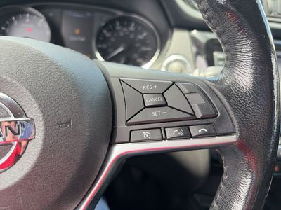 2017 Nissan Rogue - Photo 19