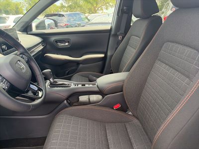 2025 Honda HR-V - Photo 11