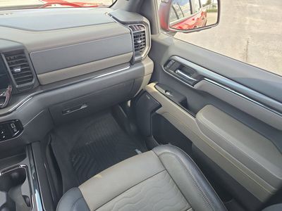 2023 Chevrolet Silverado 1500 - Photo 12