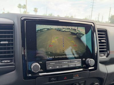 2024 Nissan Frontier - Photo 16