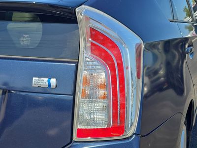 2015 Toyota Prius - Photo 8
