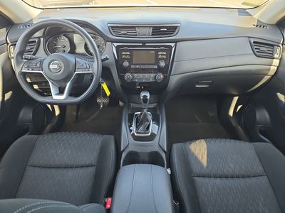 2017 Nissan Rogue - Photo 9