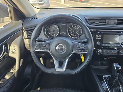 2017 Nissan Rogue - Photo 10
