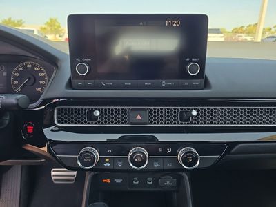 2025 Honda Civic - Photo 17