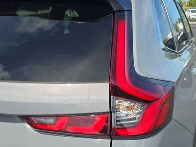 2025 Honda CR-V Hybrid - Photo 8