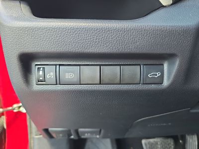 2019 Toyota RAV4 - Photo 20