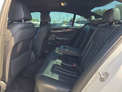 2020 BMW 5 Series - Photo 13