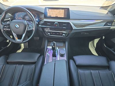 2020 BMW 5 Series - Photo 9