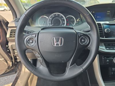 2015 Honda Accord - Photo 25
