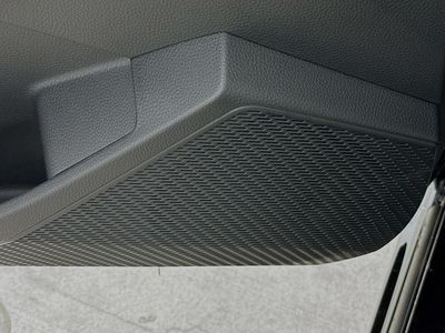 2026 Honda Accord Hybrid - Photo 17