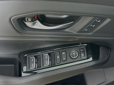 2026 Honda Accord Hybrid - Photo 17