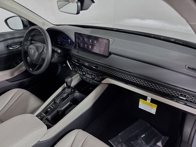 2026 Honda Accord Hybrid - Photo 32