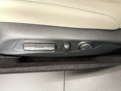 2026 Honda Accord Hybrid - Photo 18