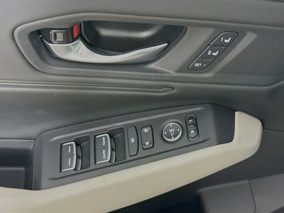 2026 Honda Accord Hybrid - Photo 16