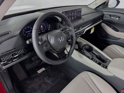 2026 Honda Accord Hybrid - Photo 7