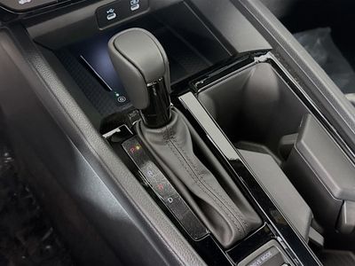 2026 Honda Accord Hybrid - Photo 14