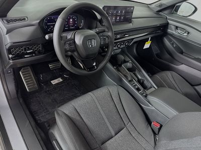 2026 Honda Accord Hybrid - Photo 7