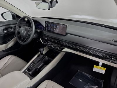 2026 Honda Accord Hybrid - Photo 32