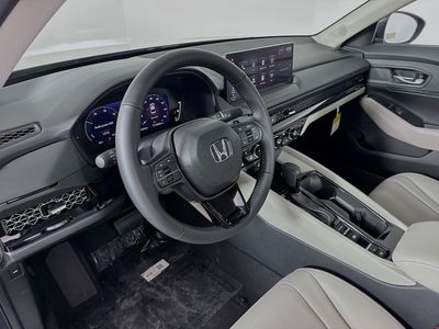 2026 Honda Accord Hybrid - Photo 7
