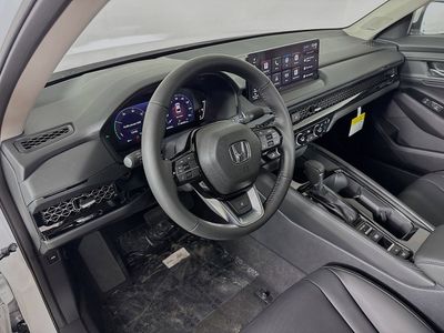 2026 Honda Accord Hybrid - Photo 7