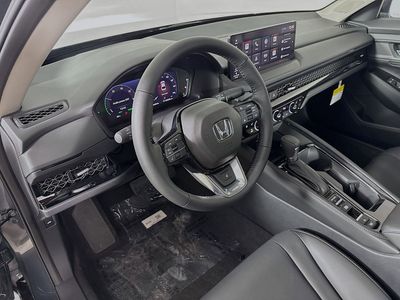 2026 Honda Accord Hybrid - Photo 7