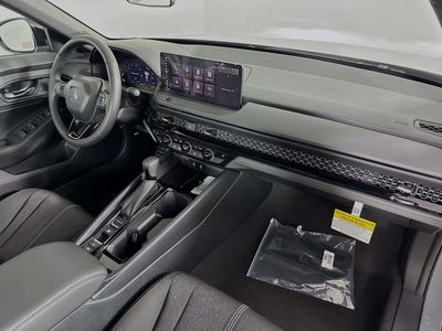 2026 Honda Accord Hybrid - Photo 32