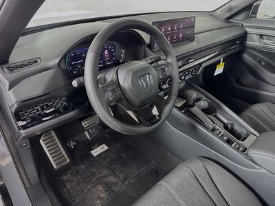 2026 Honda Accord Hybrid - Photo 7