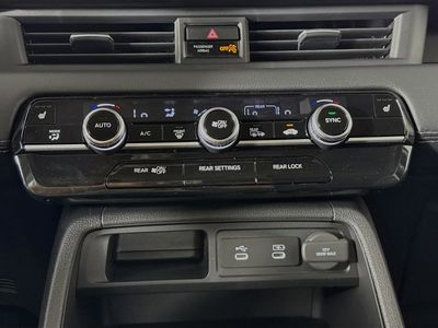 2026 Honda Pilot - Photo 16