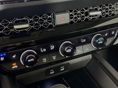 2026 Honda Accord Hybrid - Photo 14