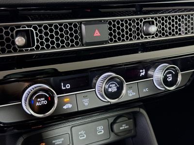 2026 Honda Civic Hatchback - Photo 14